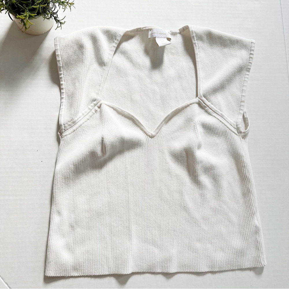 House of Harlow 1960 Sweetheart Ribbed Knit Top in White